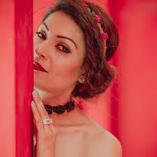 Sonia Wadhawan's Instagram, Twitter & Facebook