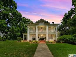Pin On Historic Homes For Sale