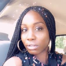 Naomi Riddick's Instagram, Twitter & Facebook