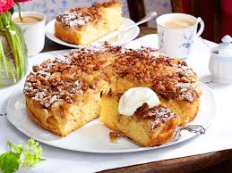 Apfel Walnuss Kuchen Backen So Geht S Lecker Apfel Walnuss Kuchen Rezept Apfel Walnuss Kuchen Walnusskuchen