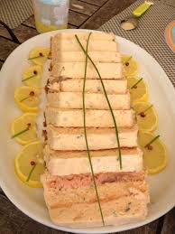 Excellente Terrine Agrave Base De Saumon Frais Et Saumon Fum Eacute D Eacute Licieuse Et Te Terrine De Saumon Recette De Terrine Recette Terrine De Poisson