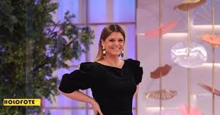 No «big brother», noélia recorda a morte do pai e deixa apresentadora e comentadoras emocionadas em estúdio. From Head To Toe All Details Of This Chapter By Maria Botelho Moniz