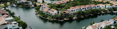 The truth is that the aver­age real estate agent only makes a mod­est income of $47,457 p.a. Property Management A Step By Step Guide Which Real Estate Agent