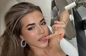 Jade Anna flink onder vuur: 'Hoe kun je?!'