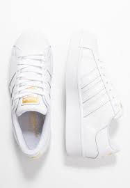 Move your mouse over image or click to enlarge. Adidas Originals Superstar Bold Sneaker Low Footwear White Gold Metallic Weiss Zalando De