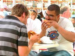 Costco Employees Share Their 11 Best Food Court Secrets And Hacks Business Insider Costco Meals Costco Pizza Food Court