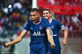 Our psg football shirts and kits come officially licensed and in a variety of styles. H0v8gcrlmqd0sm