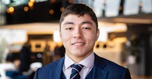 Brighton College student turns down Cambridge University to study at Yale