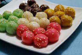 Cách làm này vừa an toàn cho sức khỏe lại giúp bánh trôi ngũ sắc có hương vị đặc biệt hơn. Y NghÄ©a Cá»§a Banh Troi Banh Chay Va Cach Lam Banh Troi Banh Chay NgÅ© Sáº¯c Ä'áº¹p Máº¯t Trong Táº¿t Han Thá»±c Tin Logi