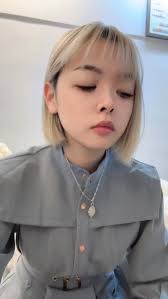 每天開始接客前, 先把自己身體跟心情都充飽電 ☀️, 照顧好自己, 才有力氣好好照顧每一雙來找我的手, 希望走進來的你,  都能帶著更放鬆、更喜歡自己的狀態離開 💖, 🌹#liningnail🌹, #台北美甲 #中正區美甲 忠孝新生美甲, 美甲工作室 手部保養  好好照顧自己