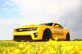 General motors, birçok medya ortamında chevrolet camaro için ürün yerleştirme veya yerleşik pazarlama anlaşmaları yapmıştır. Camaro Zl1 Bumblebee Cars