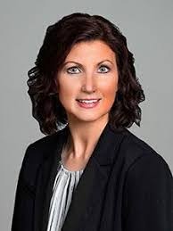 Shelly Masters's Instagram, Twitter & Facebook