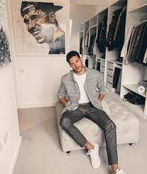 Home buildersmcdonald jones homes · includes 5 listings. Inside Scott Thomas Bachelor Pad Home With Incredible Garden And Walk In Wardrobe Ok Magazine