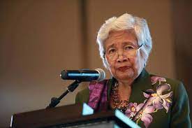 Ana briones alonso (born 1972), spanish scientist; Briones Receives Covid 19 Jab Manila Bulletin