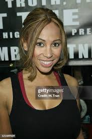 39 Sam Bell Fitness Unites Celebrities To Fight High Blood Pressure And  Heart Stock Photos, High-Res Pictures, and Images