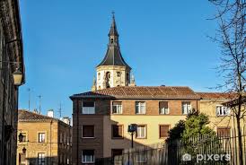 Vitoria offers visitors many of the same things other basque cities do but it also offers things they don't. Fototapete Paisaje De Vitoria Gasteiz Alava Spanien Pixers Wir Leben Um Zu Verandern