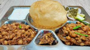 छोले भटूरे बहुत ही स्वादिष्ट और लाजवाब व्यंजन है। in indian vegetarian recipes in hindi, punjabi recipes in hindi (पंजाबी रेसिपीज), स्नैक्स रेसिपी इन हिंदी : Phule Phule Bhature Or Bazaar Jaise Chhole Ki Perfect Recipe Sabke Favourite Tasty Chhole Bhature Youtube
