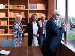 32 beğenme · 4 kişi buradaydı. Villa Soll Begegnungsstatte Sein Steinmeier Eroffnet Thomas Mann Haus In Los Angeles Svz De