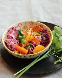 Bunter Wintersalat Oder Salatbaukasten Fur Jederzeit Lena Merz Wintersalat Lebensmittel Essen Salat