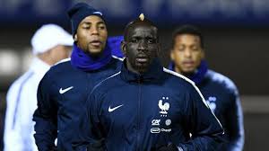 Publiée pour france télévisions et radio france, une vague de sondages ipsos passe au crible la situation à une semaine du scrutin. France Uruguay Trois Bonnes Raisons De Quand Meme Regarder Le Match Des Bleus Lci