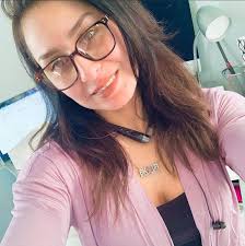 The story of 32-year-old vegetable vendor Liezel Nudalo Formentera Back in  2012, she decided to enroll with the DepEd's ALS program (Department of  Education's Alterative Learning System). Through ALS, she didn't have