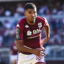 TD Más | Gerald Taylor es nuevo legionario, jugará en el Heart of Midlothian de Escocia, va a préstamo y será compañero de Kenneth Vargas.… | Instagram