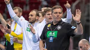 Der kader wurde heute vom dhb auf die zulässige größe von 14 spielern und . Handball Deutschland Will In Berlin Die Olympia Quali Holen Stern De