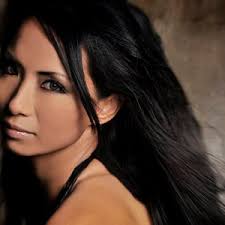 Laura Palumbo biography