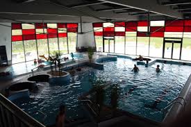 Centre Aquatique Les 3 Vagues Piscine De Romilly Sur Seine Horaires Tarifs Et Telephone Guide Piscine Fr