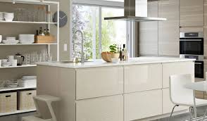 Je cherche à assembler un plan de travail ikea acheté sur mesure. Cuisine Ikea 40 Modeles Canons Pour Tous Les Budgets