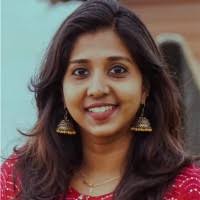 80+ profilů „Thomas“