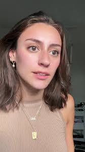 Allison Gallagher's Instagram, Twitter & Facebook