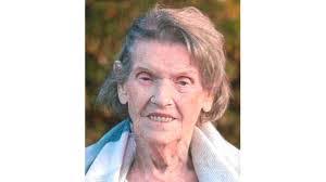 Nicole Mlakar's Instagram, Twitter & Facebook