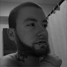 Anyone know anyone who can fix motorbikes around Stevenage for decent price  and can come out to me aswell at my home instead of going to a garage please