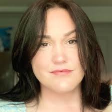 What are the steps to start a travel softball team?