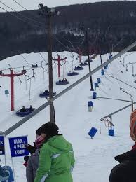 Blue mountain resort in palmerton, pa claims to have the longest and fastest snow tubing lanes in pa. Magic Carpet Picture Of Blue Mountain Resort Palmerton Tripadvisor