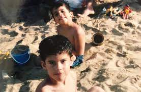 Explore over 350 million pieces of art while connecting to fellow artists and art enthusiasts. Bad Bunny S Brothers Who Are The Siblings Of The Puerto Rican Star