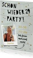 Obwohl die „2 in ihrem lebensalter verschwindet und durch die „3 abgelöst wird, sind sie alles andere als alt! Einladung Zum 30 Geburtstag Selbst Gestalten Mit Kaartje2go