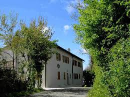 Breakfast, daily cleaning, change of towels every three days, linen settimanale. B B Country House Appartamenti Ai Cipressi Bed Breakfast Urbino