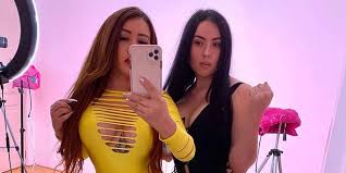 Encuentre la información más destacada sobre yina calderón fotos, videos y últimas noticias. Chismes Obsesion Hermana De Yina Calderon Revelo Cuantas Cirugias Tiene