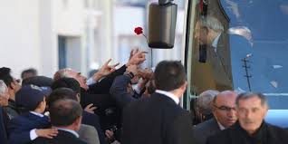 Başsağlığı dilemedi hdp merkezine saldırının faili: Kilicdaroglu Bu Kez De Bozkurt Isareti Yapti Internet Medya