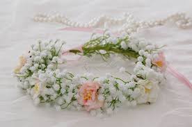 Haarschmuck Fur Die Braut Mit Schleierkraut Und Kleinen Roschen Blumenkranz Haarkranz Hoop Wreath Wreaths