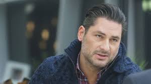 Második feleségétől, simon beátától született attila csaba nevű fia. Kozos Foton Arpa Attila Es Lanya Nlc Hu