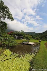 台東 余水知歡民宿 同時獨享山 海 梯田景緻 讓人感到恬靜放鬆與放空 真的是世外桃源 人間仙境了 2013必玩民宿第一名