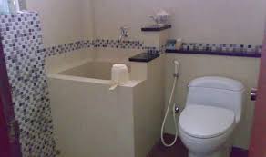 Intip mandi tante tidak kalah seru di banding bocil yang masih gress dua dua nya tetap menambah semangat. Inilah Kenapa Kamar Mandi Menjadi Rumah Iblis