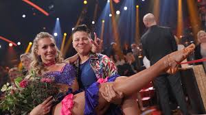 Kerstin ot / ludvig schytte: Kerstins Let S Dance Jubel Erste Worte Von Regina Luca Promiflash De