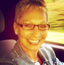 Beth Redden's Instagram, Twitter & Facebook