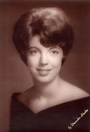 Celia Gunter's Instagram, Twitter & Facebook