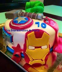 Gateau Avengers Genoise Vanille Ganache Chocolat Blanc Et Confiture De Framboises Character Superhero