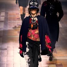 Альбер с детства увлекался рисованием одежды. Lanvin Na Paris Fashion Week Dve Kollekcii V Odnoj Ya Pokupayu